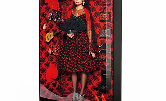 dolcegabbana-barbie-model-magdalena-frackowiak-as-a-doll-for-vogue-paris-by-giampaolo-sgura-doll
